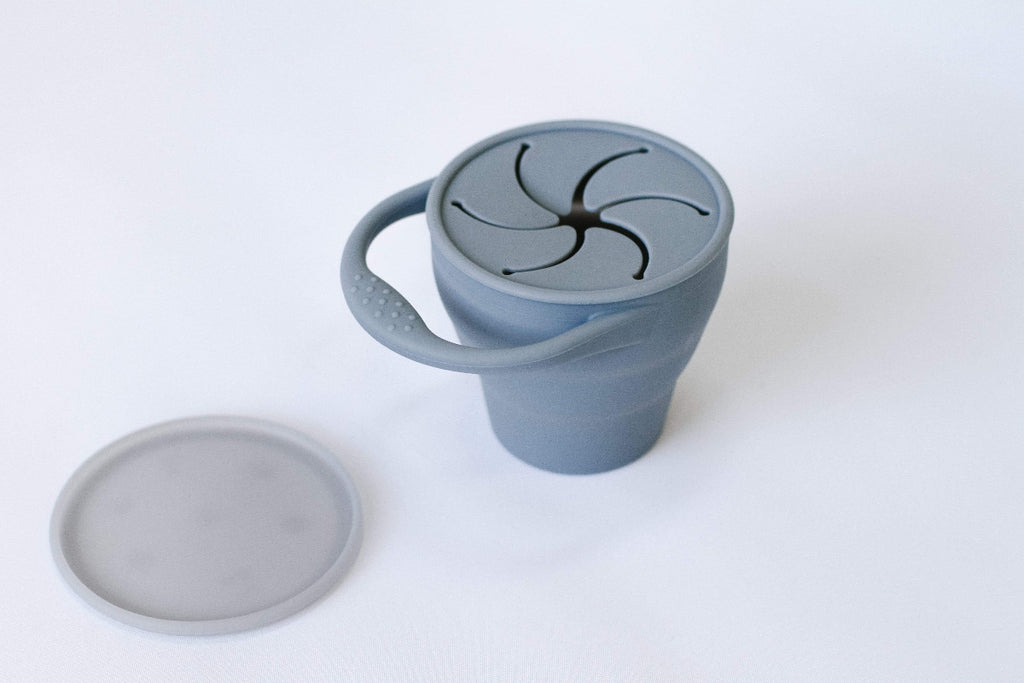 [children_essentials] - [shop_hallington][children_essentials] - [shop_hallington] Collapsible silicone snack cup for children.  Trendy and practical for little ones.
