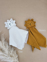 Load image into Gallery viewer, Lion Blanket Lovie for Babies and Toddlers
