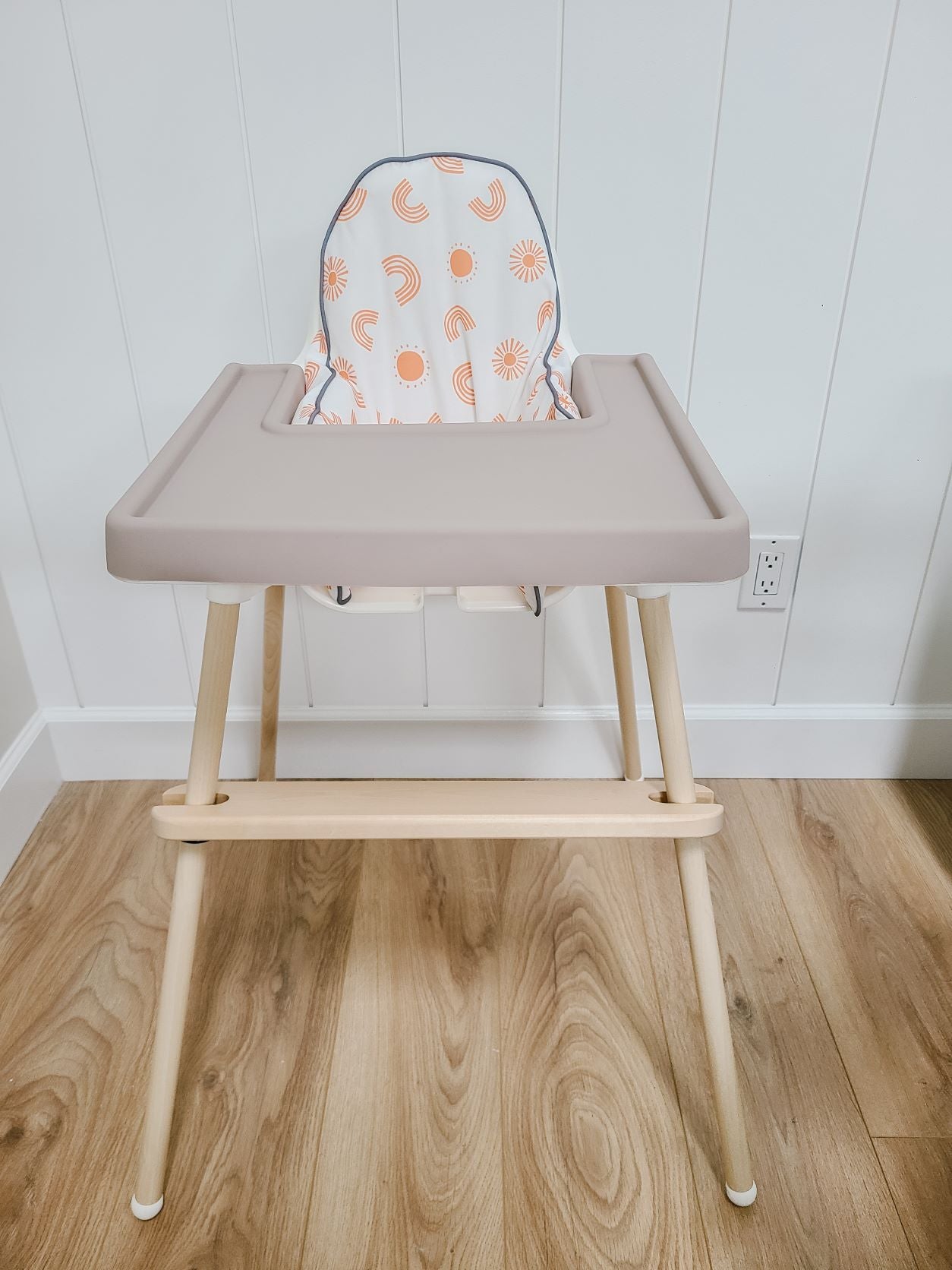 Ikea highchair diy hack with accessories.  Cushion cover, placemat, footrest and leg wraps. rainbow boho pattern