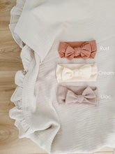 Load image into Gallery viewer, Knit Bow Headband
